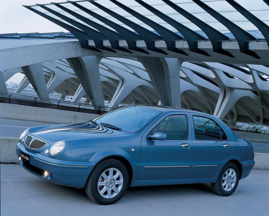  Lancia Lybra 1999 года  (фото 18 из 67)
